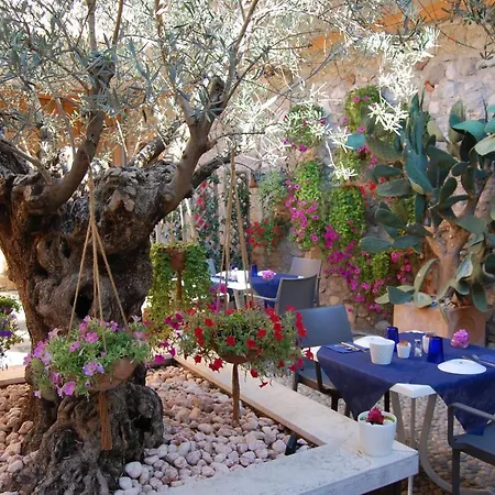 Antico Borgo B&B con SPA - Adults Only-2